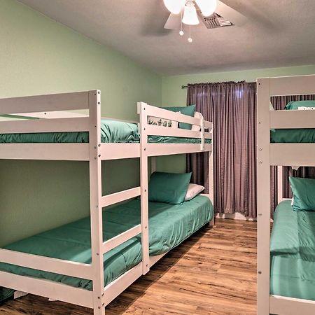 Updated Family Home - 2 Blocks To Colorado River! Bullhead City Exterior foto
