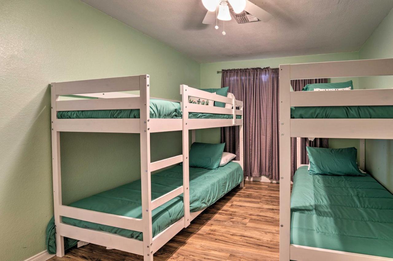 Updated Family Home - 2 Blocks To Colorado River! Bullhead City Exterior foto