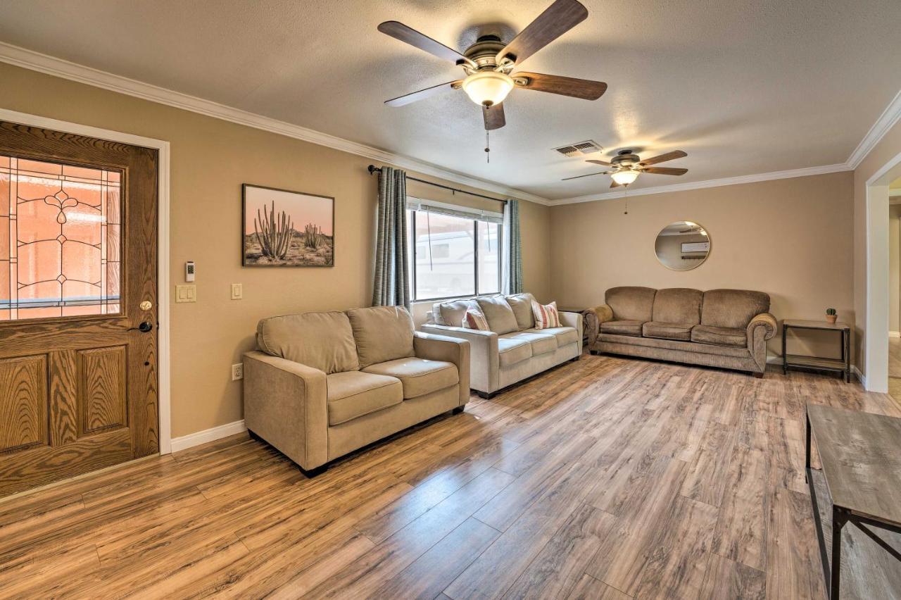 Updated Family Home - 2 Blocks To Colorado River! Bullhead City Exterior foto